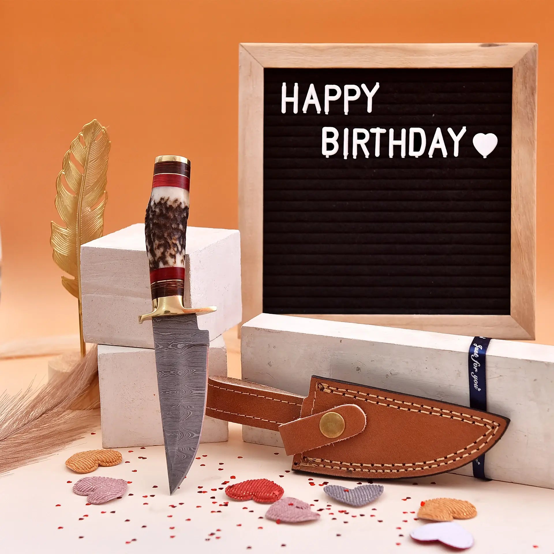 8' Damascus knife with leather sheath, Horn handle